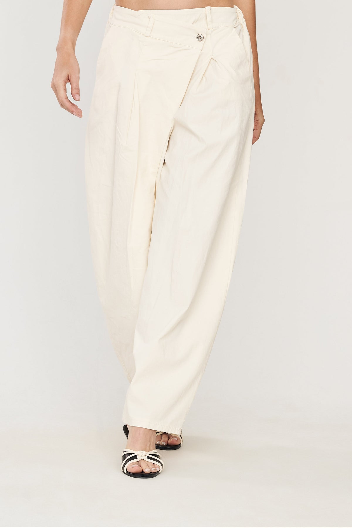 Pantalón Cutline